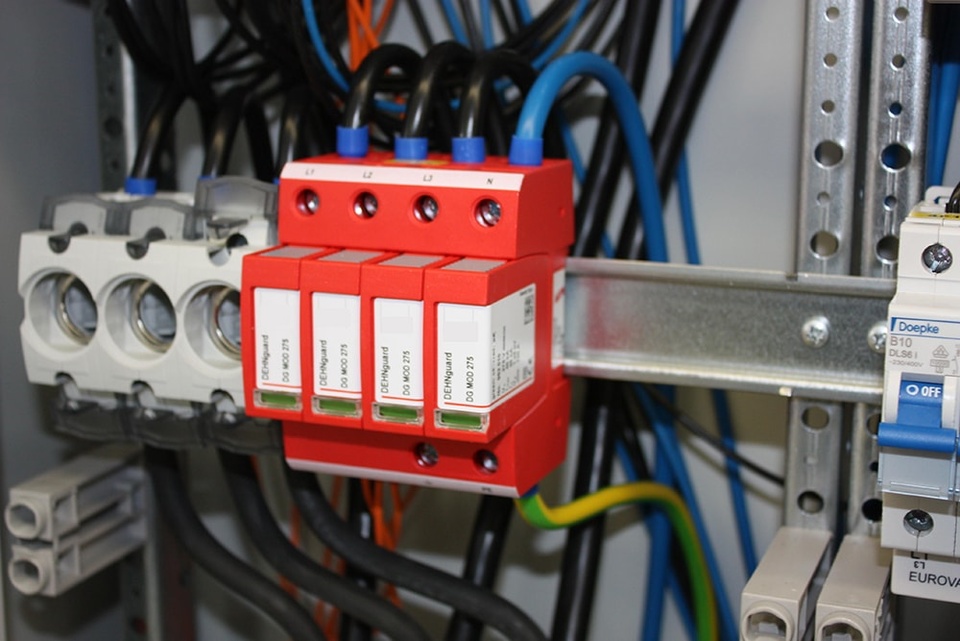 U berspannungsschutz bei Elektro-Fischer in Gera